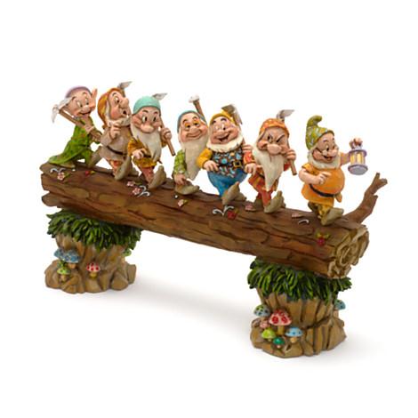 seven dwarfs figurine