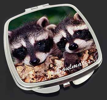 Racoons in Love 